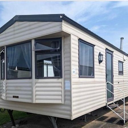 The Winchester Golden Gate Towyn Kinmel Bay Buitenkant foto